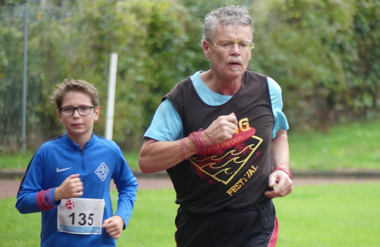 Bild vom 13. Benefizlauf im Jahr 2022. Dies ist das 353. Bild.